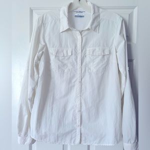 Columbia Omni-shade button up like new L